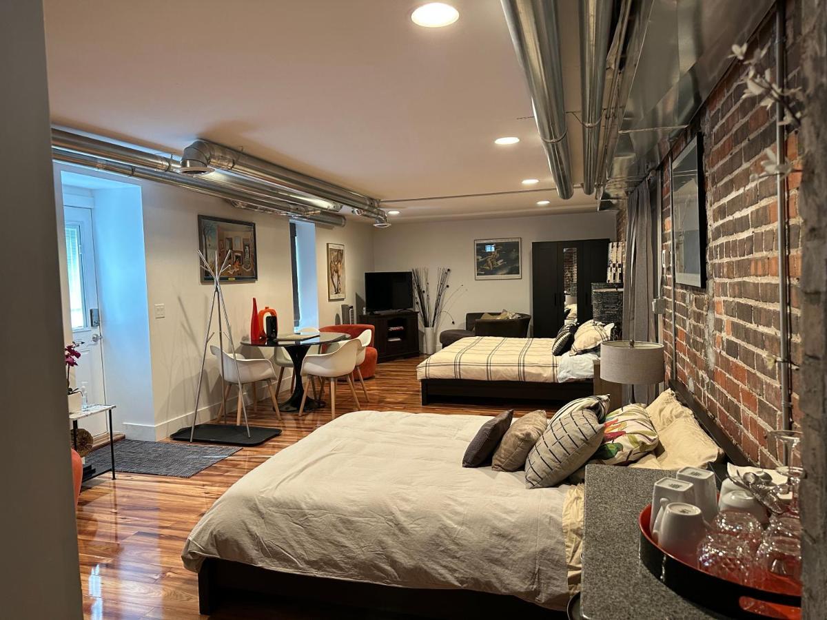 Historical Oscar Lofquist House In The Heart Of Des Moines Apartment Exterior photo